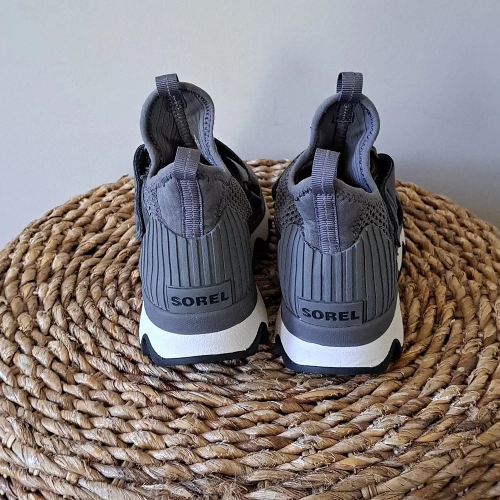 SOREL Womens Kinetic Cross Strap Slip-On Athletic Grey‎ Mesh Knit Sneakers S-6